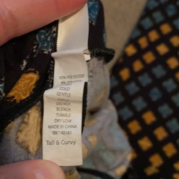 Ladies Tall/Curvy LulaRoe Leggings - Picture 3 of 3